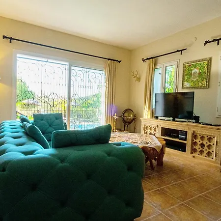 Villa Salmakis *