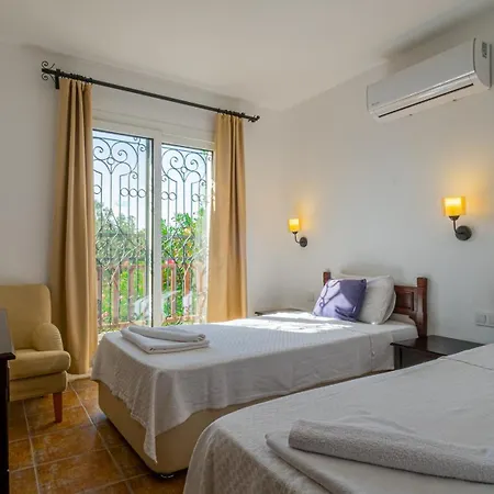 Villa Salmakis *