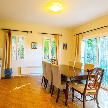 Villa Salmakis